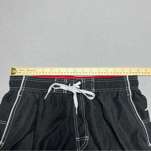 Speedo Shorts Mens Large Black Red Swimming Trunk Bathing Suit Surfing Lined - Picture 10 of 10